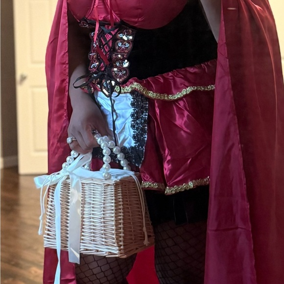 Halloween Costumes with Purse - Picture 8 of 8